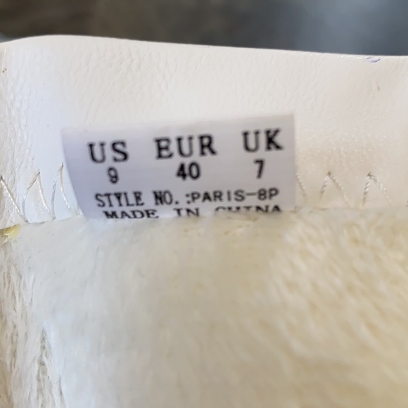 New white 4 inch heel boots - Picture 7 of 9